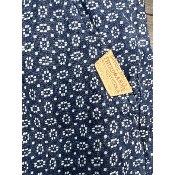 Los Angeles Third & Army Men's Shorts Size 34 Blue Geometric Print Cotton Casual - Picture 3 of 14